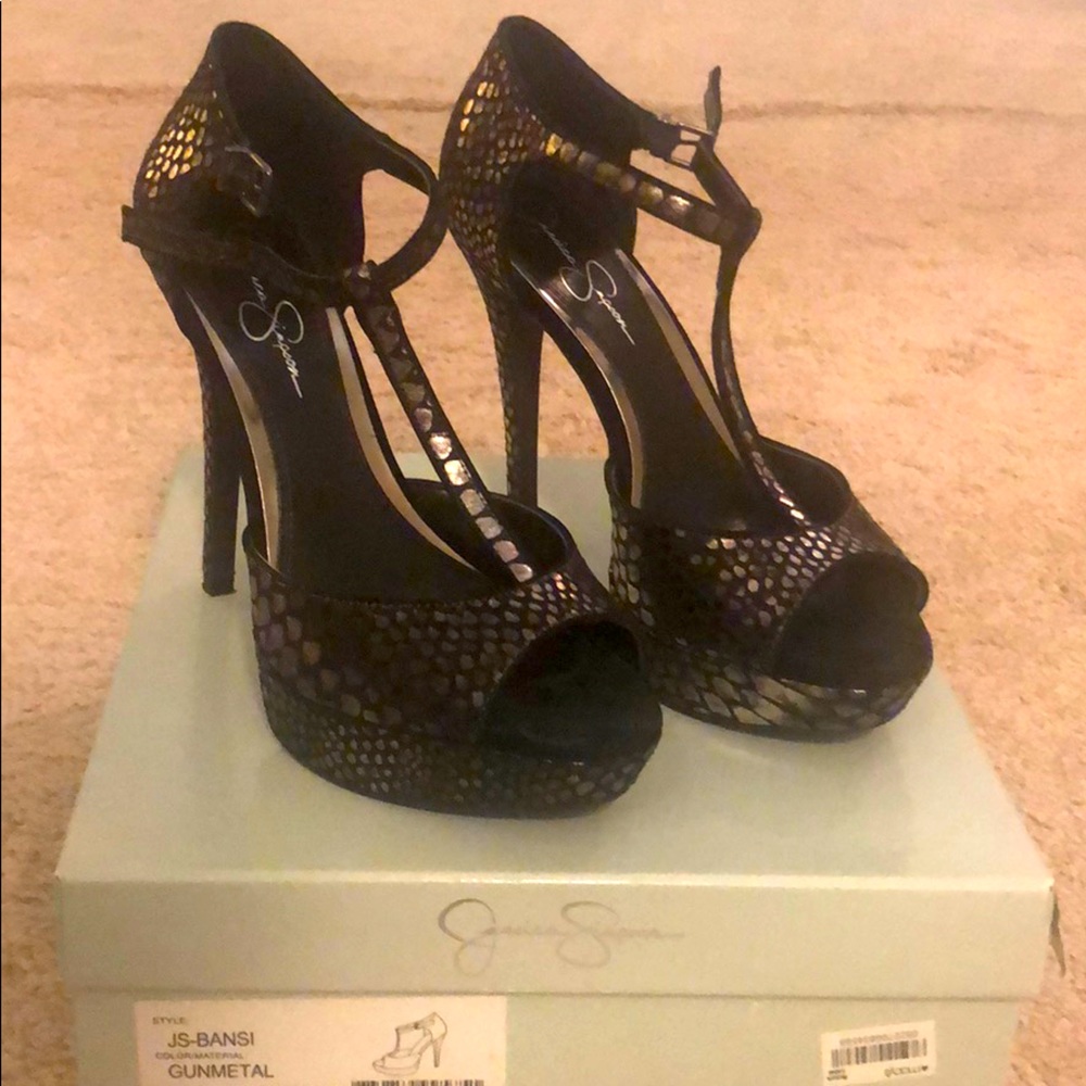 Jessica Simpson High Heels